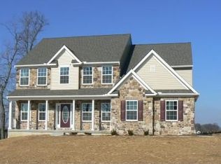 100 Buttercup Dr, Oxford, PA 19363