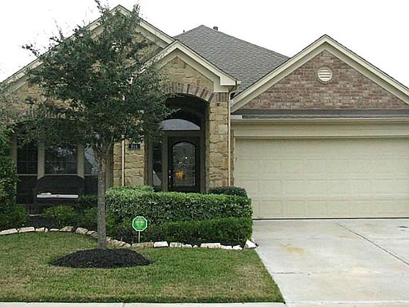2nd image of 866 Sierra Brook Ln