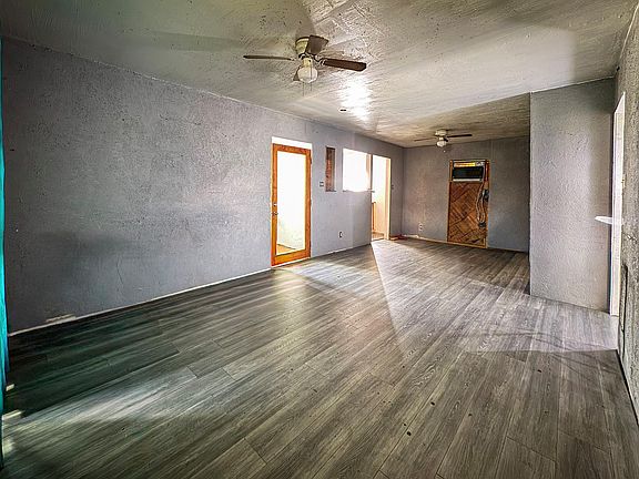 4th image of 9401 Heatherside St