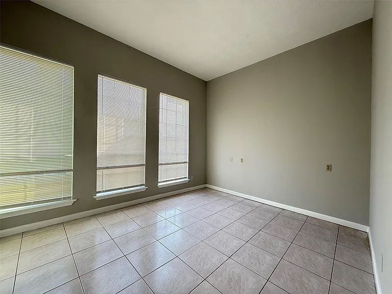 11346 Old Telegraph Rd — Photo 11
