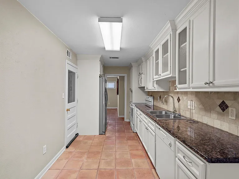 13 Lyncrest Dr — Photo 13