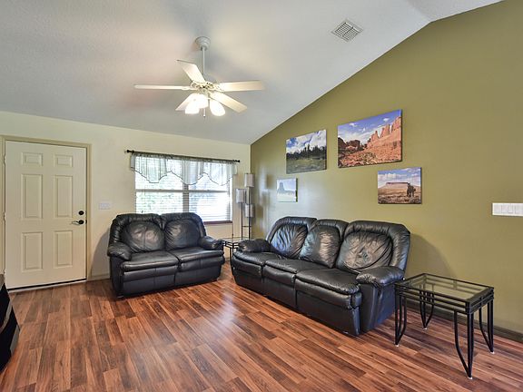 3rd image of 89 Dogwood Trl