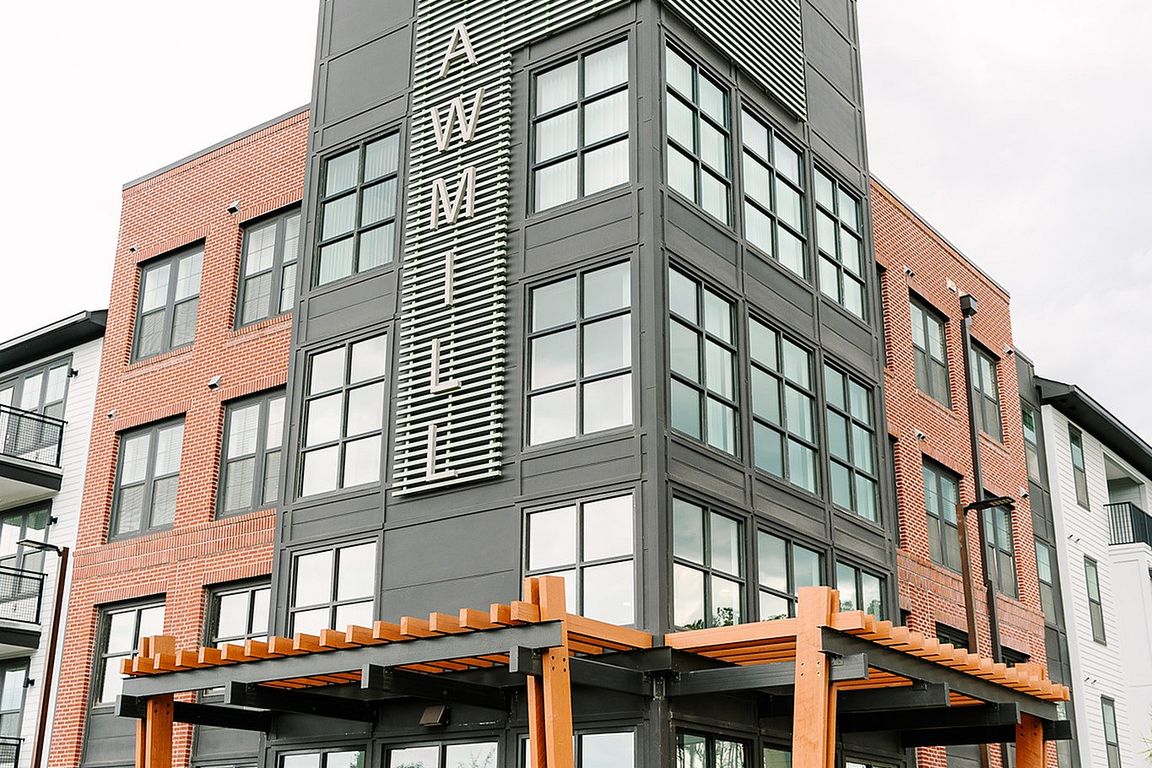 Welcome to the Residences at Sawmill - Luxury Apartment Homes Now Leasing in Summerville