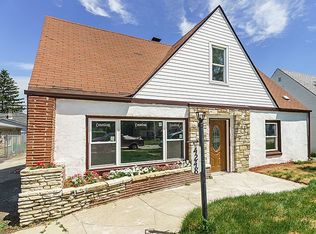 4248 W 99th Pl, Oak Lawn, IL 60453