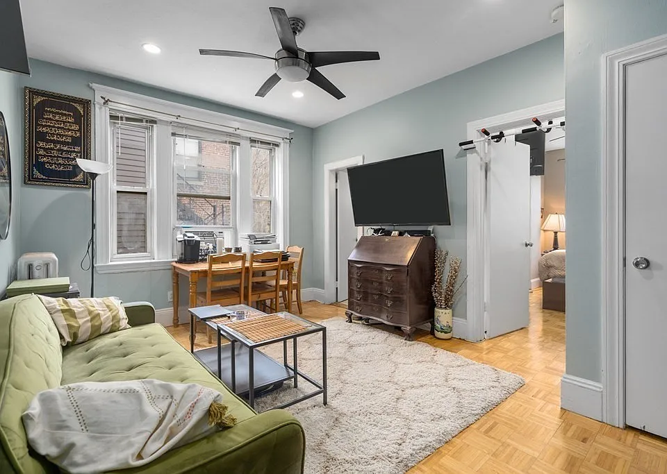 56 Park Vale Ave #12