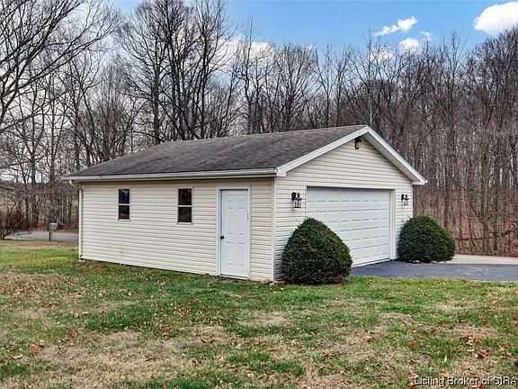 3rd image of 4430 E Valley Court