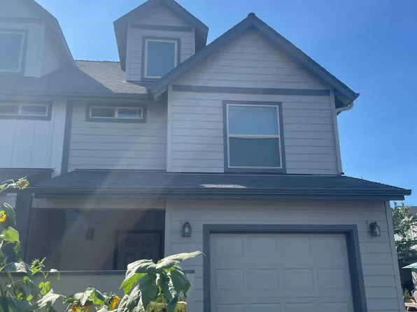 455 NW 25th St, Redmond, OR 97756