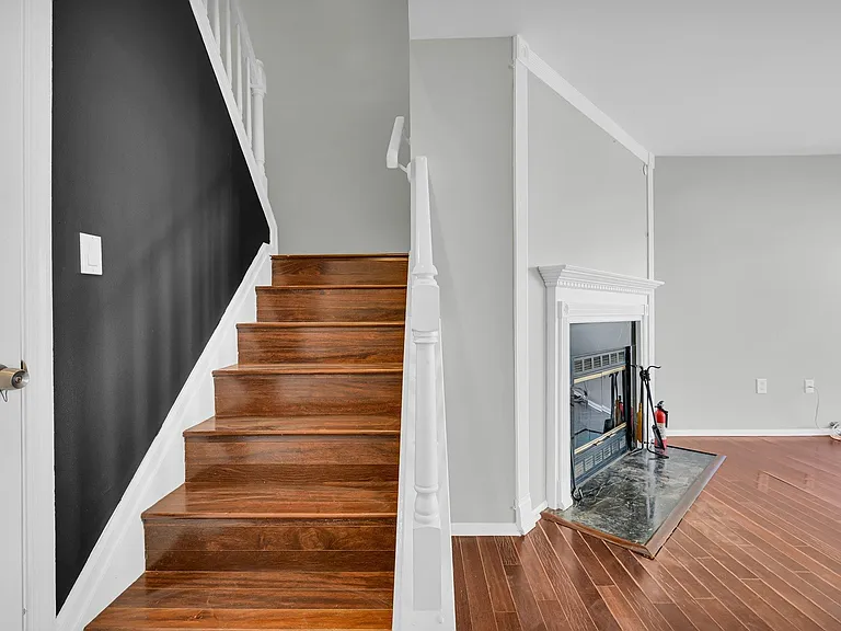 40 Cottonwood St — Photo 7