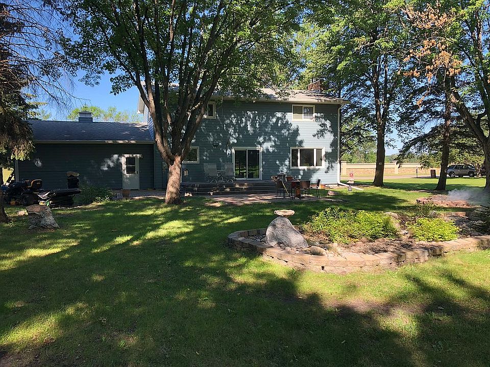 1st image of 2414 N River Dr