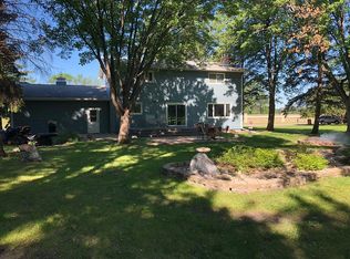 2414 N River Dr, Moorhead, MN 56560