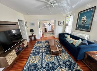 28 Calvert St #1, Newport, RI 02840