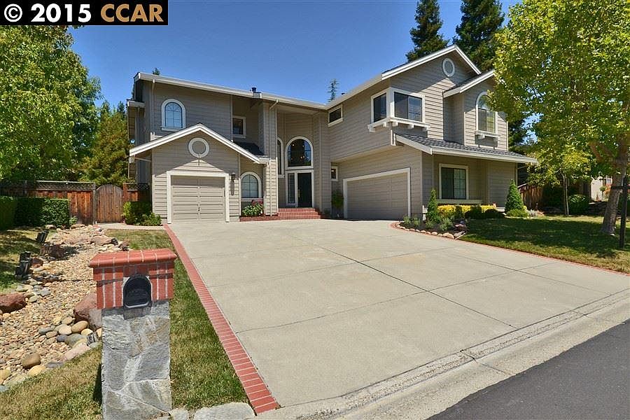 1st image of 104 Tuscany Way