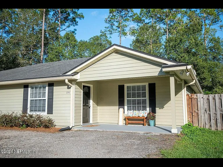 226 Bradford Dr #228 — Photo 2
