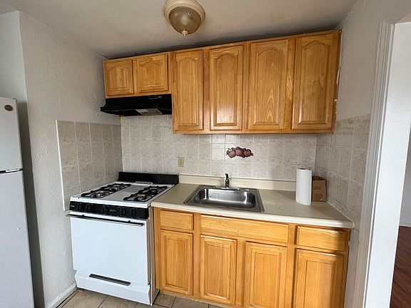 2nd image of 8113 Frankford Ave #2