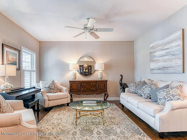 346 South Blvd — Photo 7