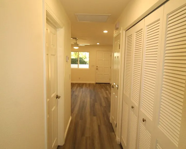 577 Thoreau Ln — Photo 20