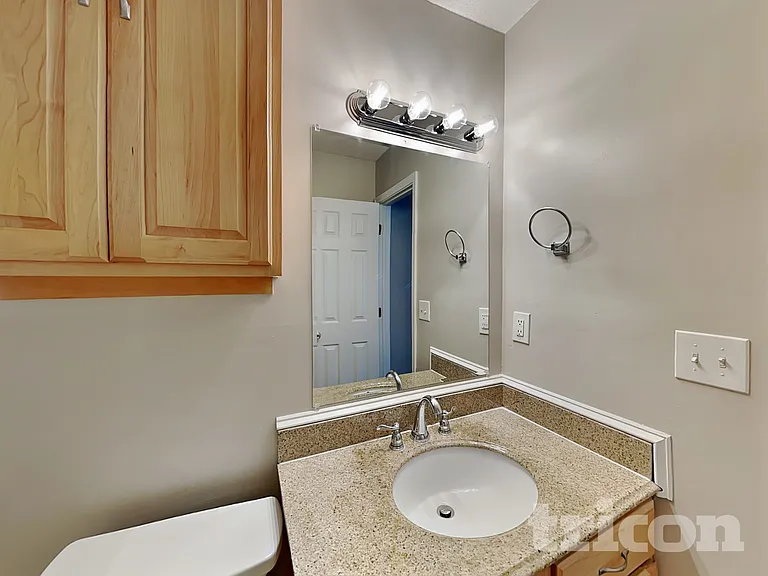 113 Cobblestone Ct — Photo 8