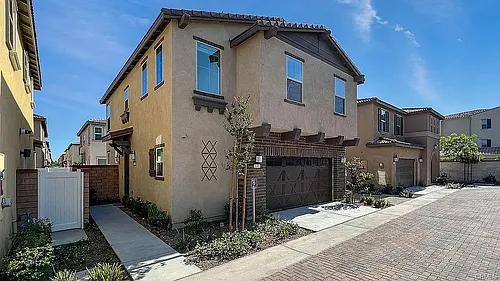 30401 Village Terrace Dr Photo 1