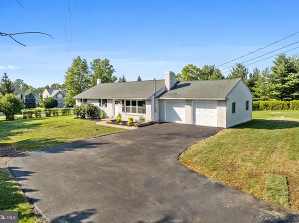 121 Cherry Ln, Dublin, PA 18917