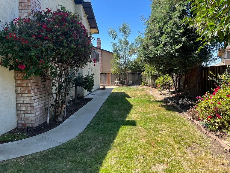 14927 Herchell Dr — Photo 30
