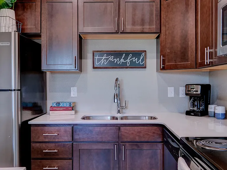 1109 Hope Ln #9A — Photo 6