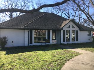 7517 Ravenswood Rd, Granbury, TX 76049