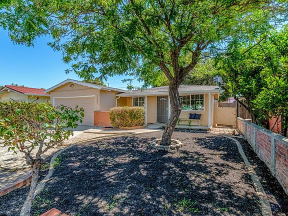 3rd image of 3982 Mira Loma Way