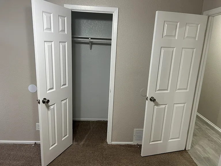 2110 Jerome Dr — Photo 28