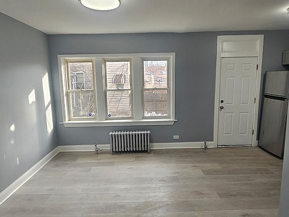 3rd image of 843 E 90th St #1
