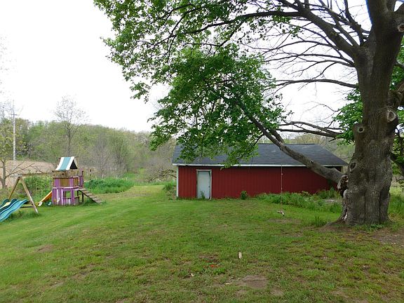 5th image of 6488 N Parma Rd