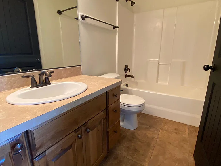 642 Trejo St — Photo 24