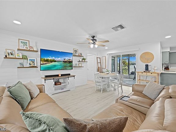 5th image of 18765 Matanzas Rd