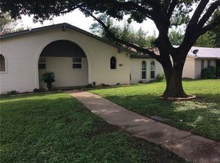 7706 Mary Dr, North Richland Hills, TX 76180