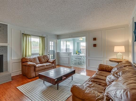 5th image of 2602 Crestedge Dr