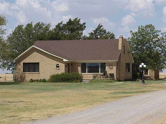 2nd image of 18463 State Highway 36