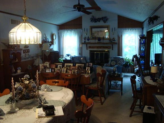 5th image of 11 Table Rock Hts