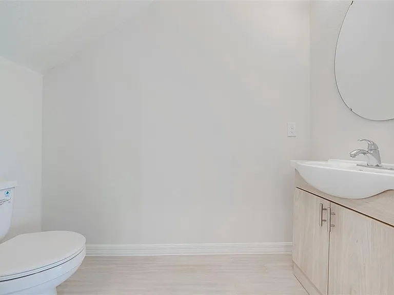 2139 Penny Ln — Photo 4