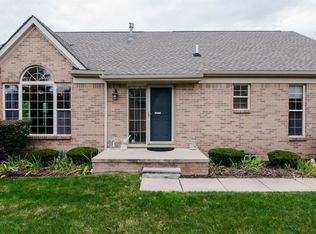 345 Carson Dr, Westland, MI 48185