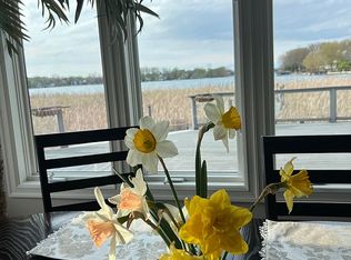 2350 Crane Rd, Fenton, MI 48430