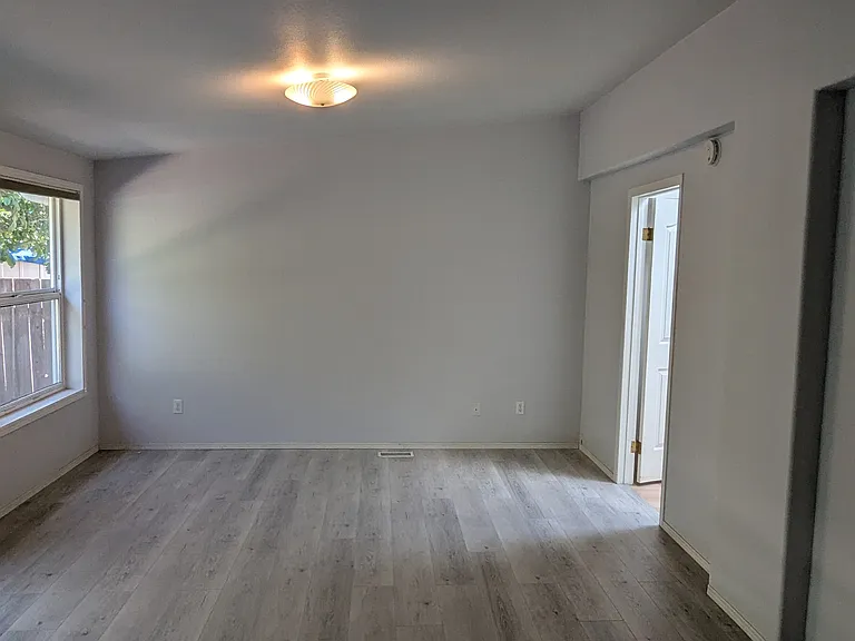 1221 SW Kalyca Way — Photo 8