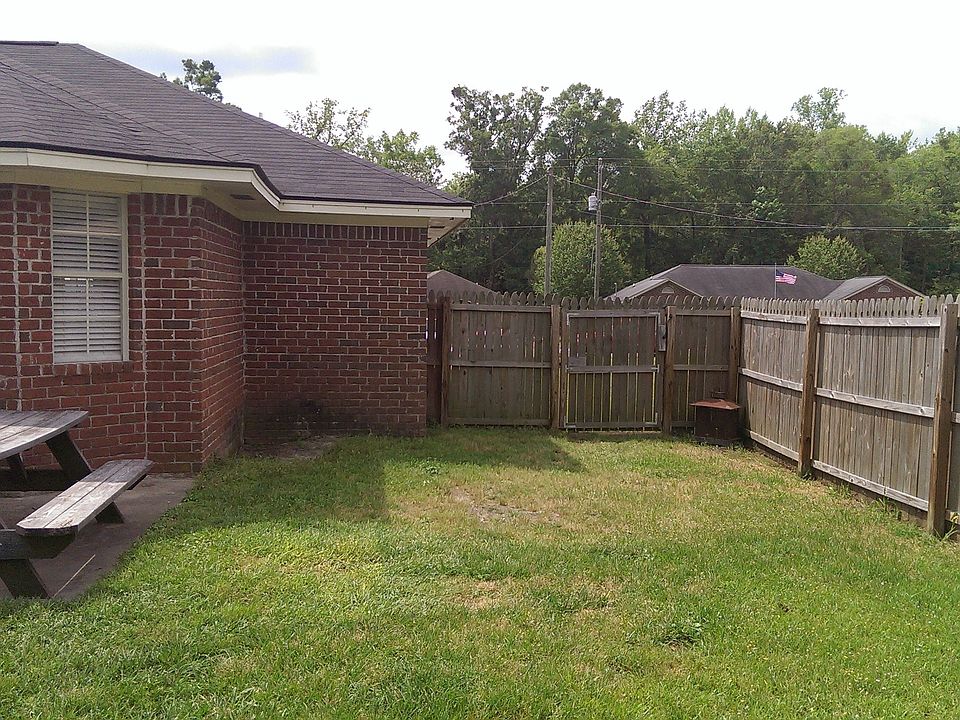 2nd image of 416 Meloney Dr