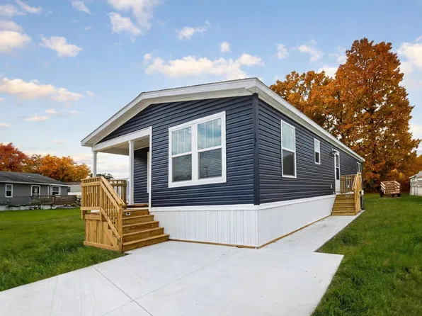 154 Taylor St #77, Jackson, MI 49203