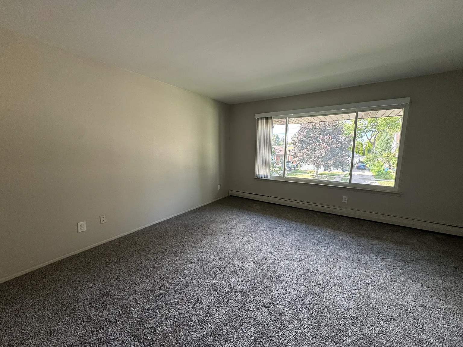 Sycamore PH-SRM - 202 — Photo 2