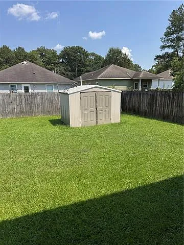 3 bed, 2.0 bath, 1216 sqft, $1,850 — Photo 3