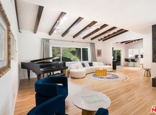 2327 Coldwater Canyon Dr, Beverly Hills, CA 90210