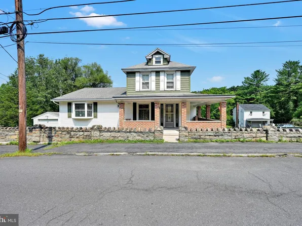 91 Tuscarora St, Palo Alto, PA 17901