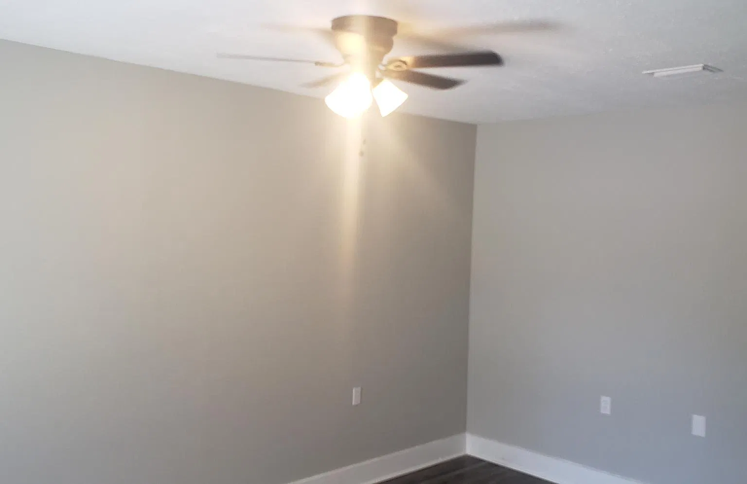 3 bed, 1310 sqft, $1,750 — Photo 2