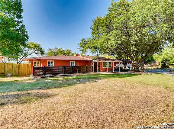 2nd image of 202 Rilla Vista Dr