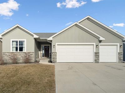 206 Ridgeway Dr, Tiffin, IA, 52340