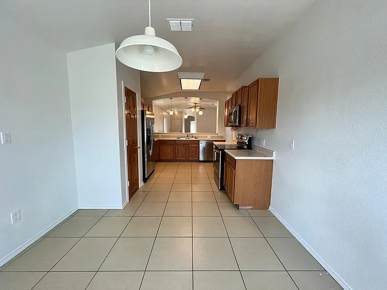 12836 Buenos Aires Pkwy — Photo 14
